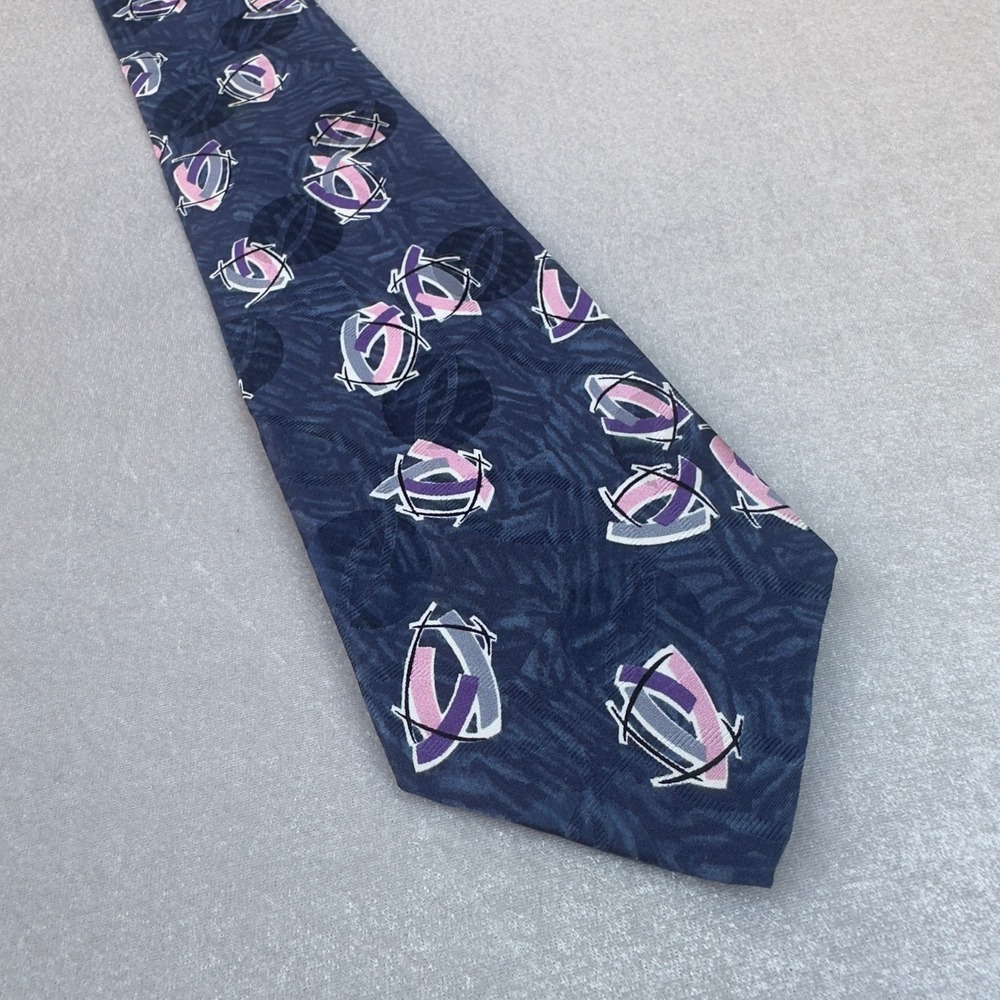 Cezani Mens Silk Wide Tie Made in Italy Navy Pink Purple Abstract Geometric 4"